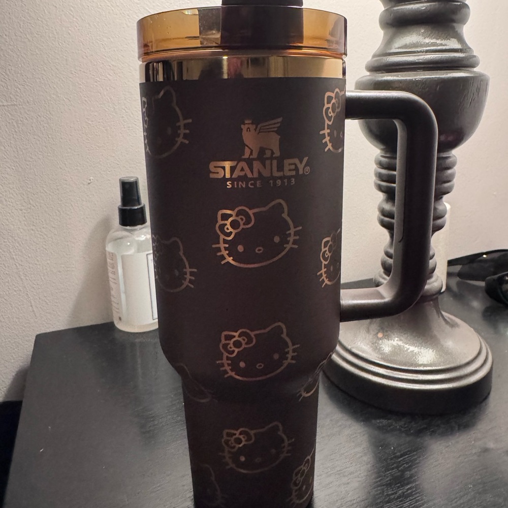 Stanley Brown Hello Kitty Travel Mug (Brand New)